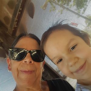 Meet your Posher, Debra